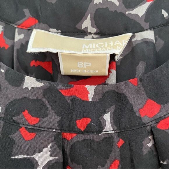 Michael Michael Kors Women’s Sleeveless Round Neck Silk Blouse - Picture 2 of 5